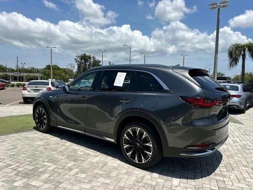 2024 Mazda CX-90 PHEV Premium