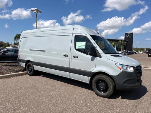 2025 Mercedes-Benz Sprinter 2500 170 WB