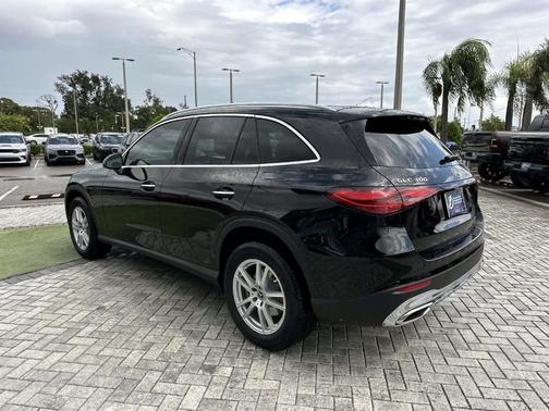 2026 Mercedes-Benz GLC 300 Base