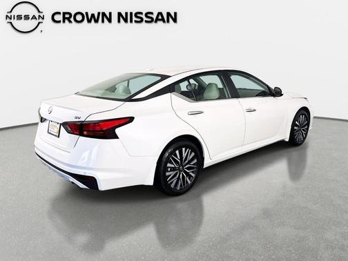 White 2024 Nissan Altima 2.5 SV