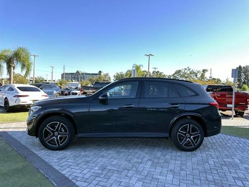 2026 Mercedes-Benz GLC 300 Base