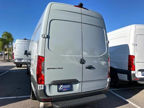 2025 Mercedes-Benz Sprinter 2500 170 WB