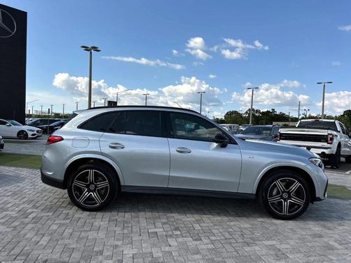 2025 Mercedes-Benz GLC 350e Base 4MATIC