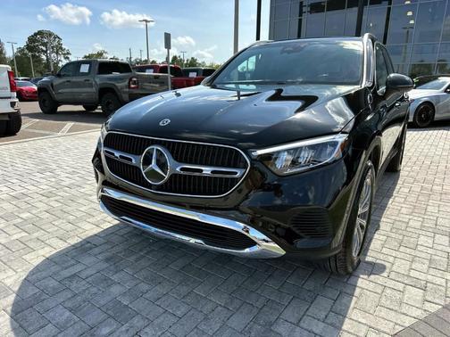 2025 Mercedes-Benz GLC 300 Base 4MATIC