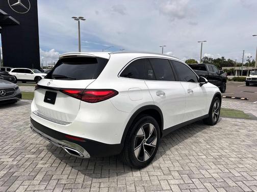 2024 Mercedes-Benz GLC 300 Base