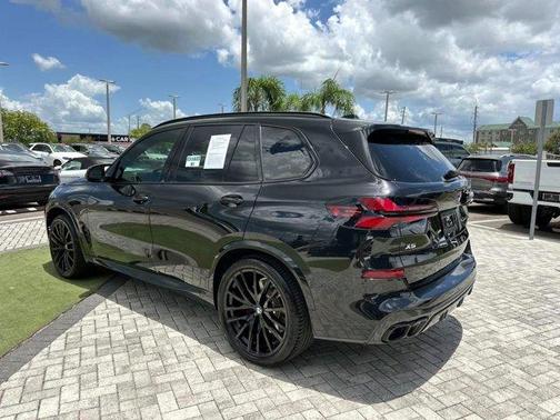 2024 BMW X5 M60i