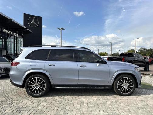 2026 Mercedes-Benz GLS 580 Base 4MATIC