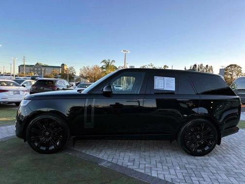 2024 Land Rover Range Rover P400 SE