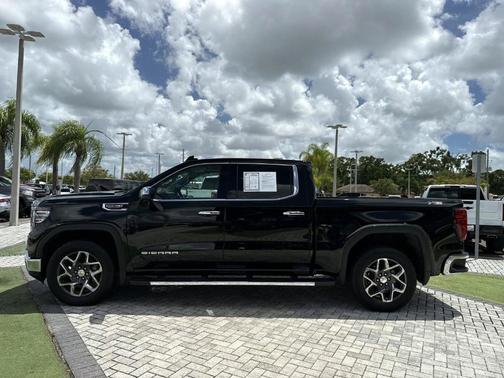 Black 2025 GMC Sierra 1500 SLT