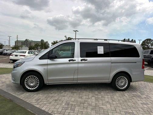 2023 Mercedes-Benz Metris Base