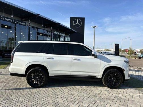 2024 Cadillac Escalade Sport