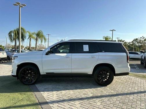 2024 Cadillac Escalade Sport