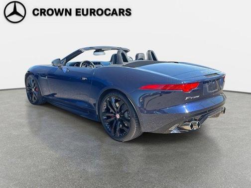 2016 Jaguar F-TYPE R