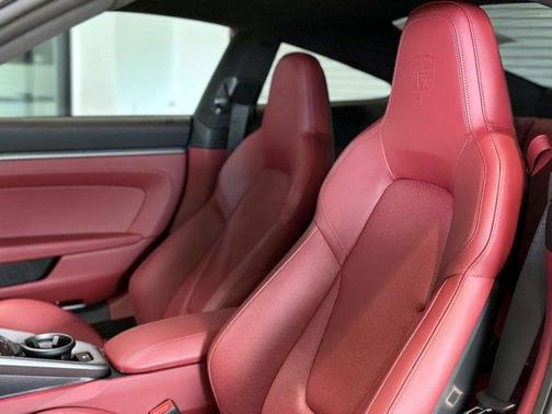 2024 Porsche 911 Carrera S