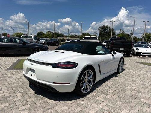 2022 Porsche 718 Boxster Base