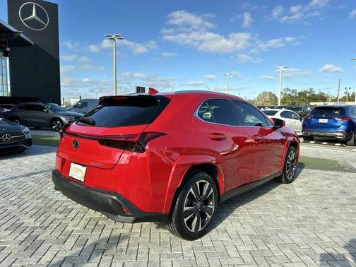 2024 Lexus UX 250h Premium