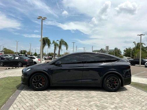 2024 Tesla Model X Plaid