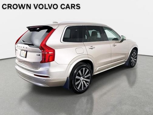Gray 2023 Volvo XC90 B5 Core