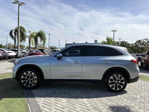 2025 Mercedes-Benz GLC 350e Base 4MATIC