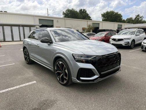 Satellite Silver Metallic 2024 Audi RS Q8 4.0T quattro