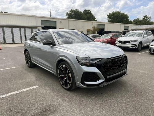 Satellite Silver Metallic 2024 Audi RS Q8 4.0T quattro