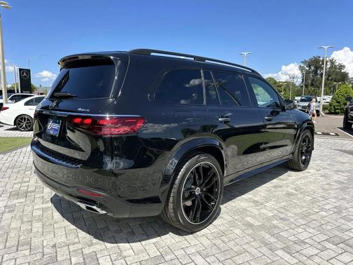 2026 Mercedes-Benz GLS 450 450 4MATICÂ