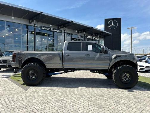 2022 Ford F-350 Lariat Super Duty