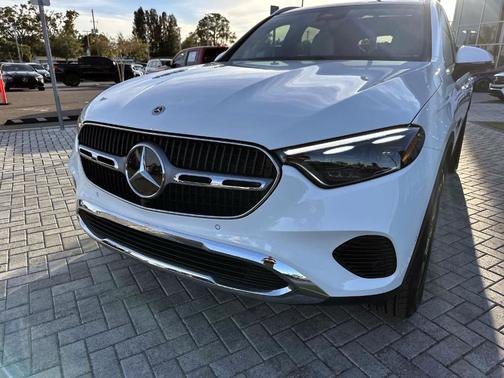 2026 Mercedes-Benz GLC 300 Base 4MATIC