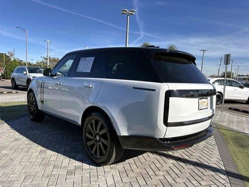 2023 Land Rover Range Rover P400 SE