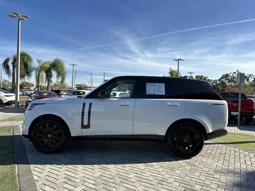 2023 Land Rover Range Rover P400 SE