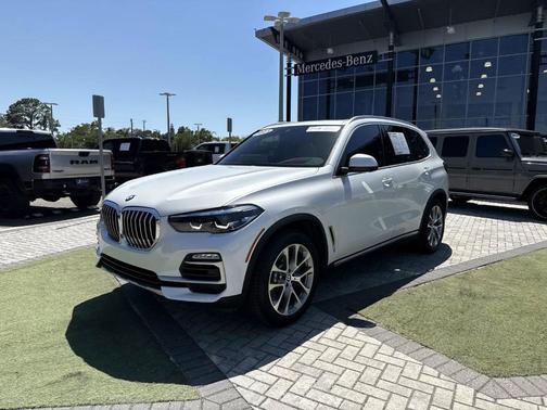Mineral White Metallic 2021 BMW X5 xDrive40i