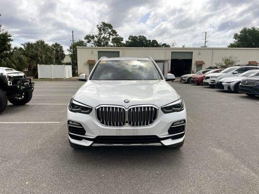 Mineral White Metallic 2021 BMW X5 xDrive40i
