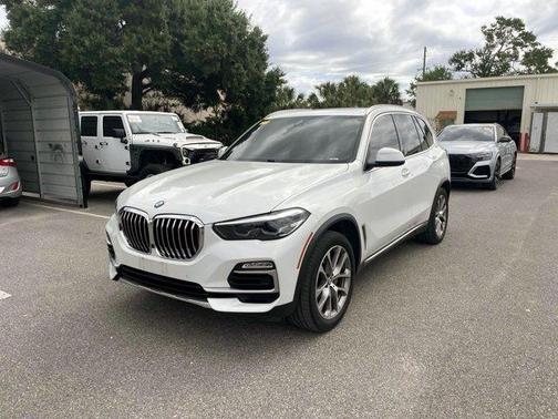 Mineral White Metallic 2021 BMW X5 xDrive40i