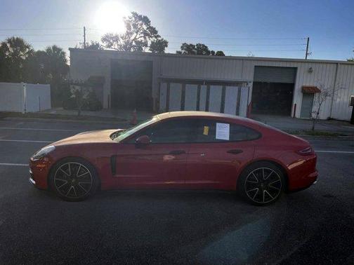2020 Porsche Panamera Base