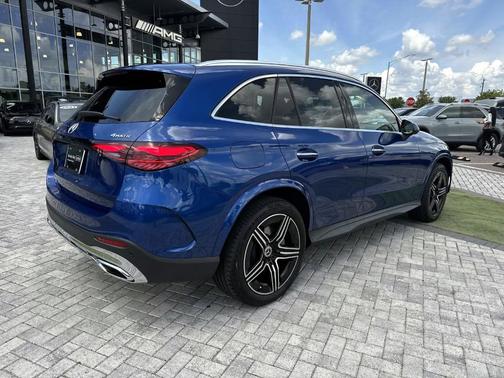 2025 Mercedes-Benz GLC 350e Base 4MATIC