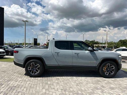 2022 Rivian R1T Adventure Package
