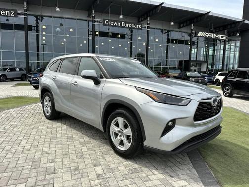 2022 Toyota Highlander Hybrid LE
