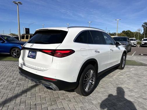 2026 Mercedes-Benz GLC 300 Base