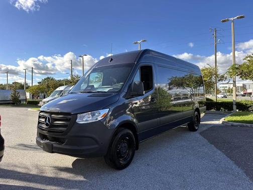 2026 Mercedes-Benz Sprinter 2500 170 WB