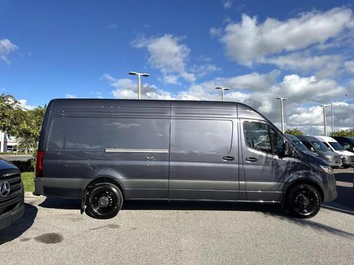 2026 Mercedes-Benz Sprinter 2500 170 WB