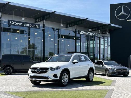 Polar White 2025 Mercedes-Benz GLC 300 Base