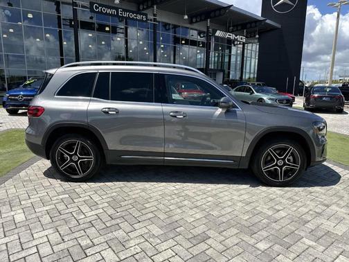 2026 Mercedes-Benz GLB 250 Base 4MATIC