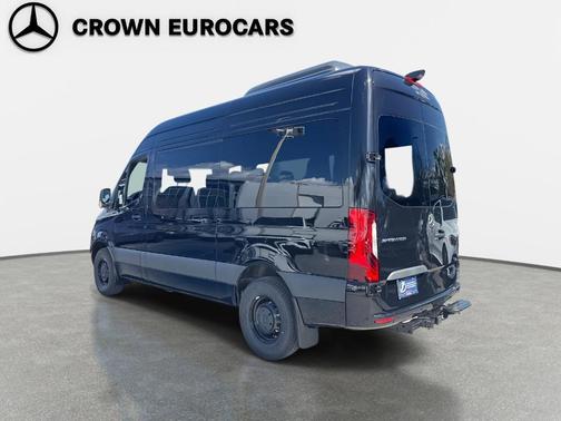 2026 Mercedes-Benz Sprinter 2500 144 WB Standard Roof Passenger