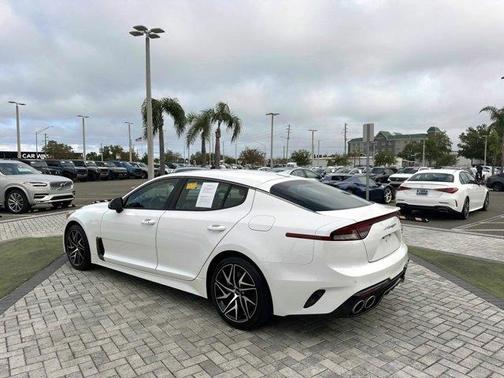 2022 Kia Stinger GT-Line