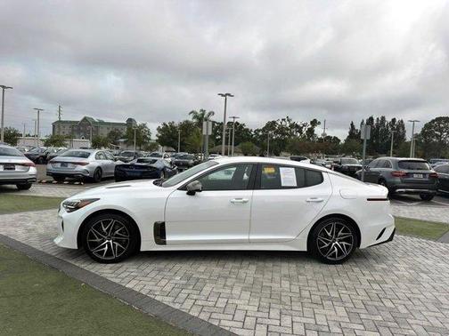 2022 Kia Stinger GT-Line