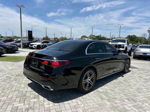 2025 Mercedes-Benz E-Class E 350