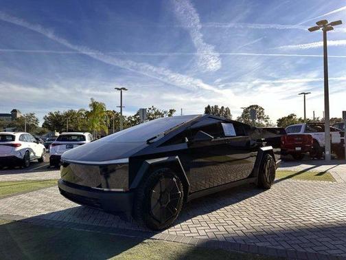 2024 Tesla Cybertruck Base