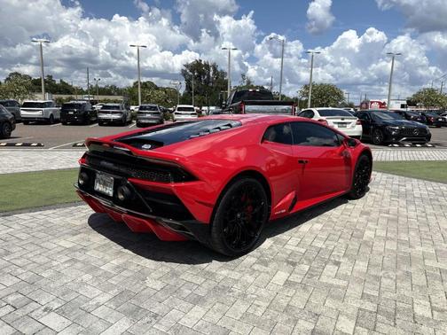 Rosso Mars Metallic 2021 Lamborghini Huracan EVO Base
