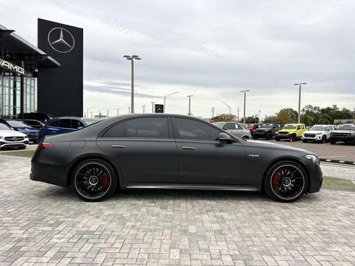 2025 Mercedes-Benz AMG S 63 E Base