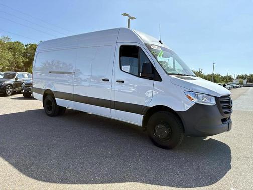 Arctic White 2025 Mercedes-Benz Sprinter 3500 High Roof